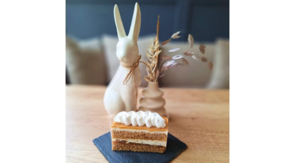 Karamellás fügés répatorta szelet