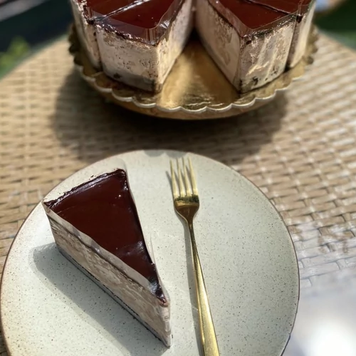 Nutellás sacher tortaszelet